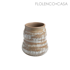 Cracked coarse pottery vase C