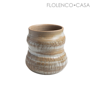 Cracked coarse pottery vase A